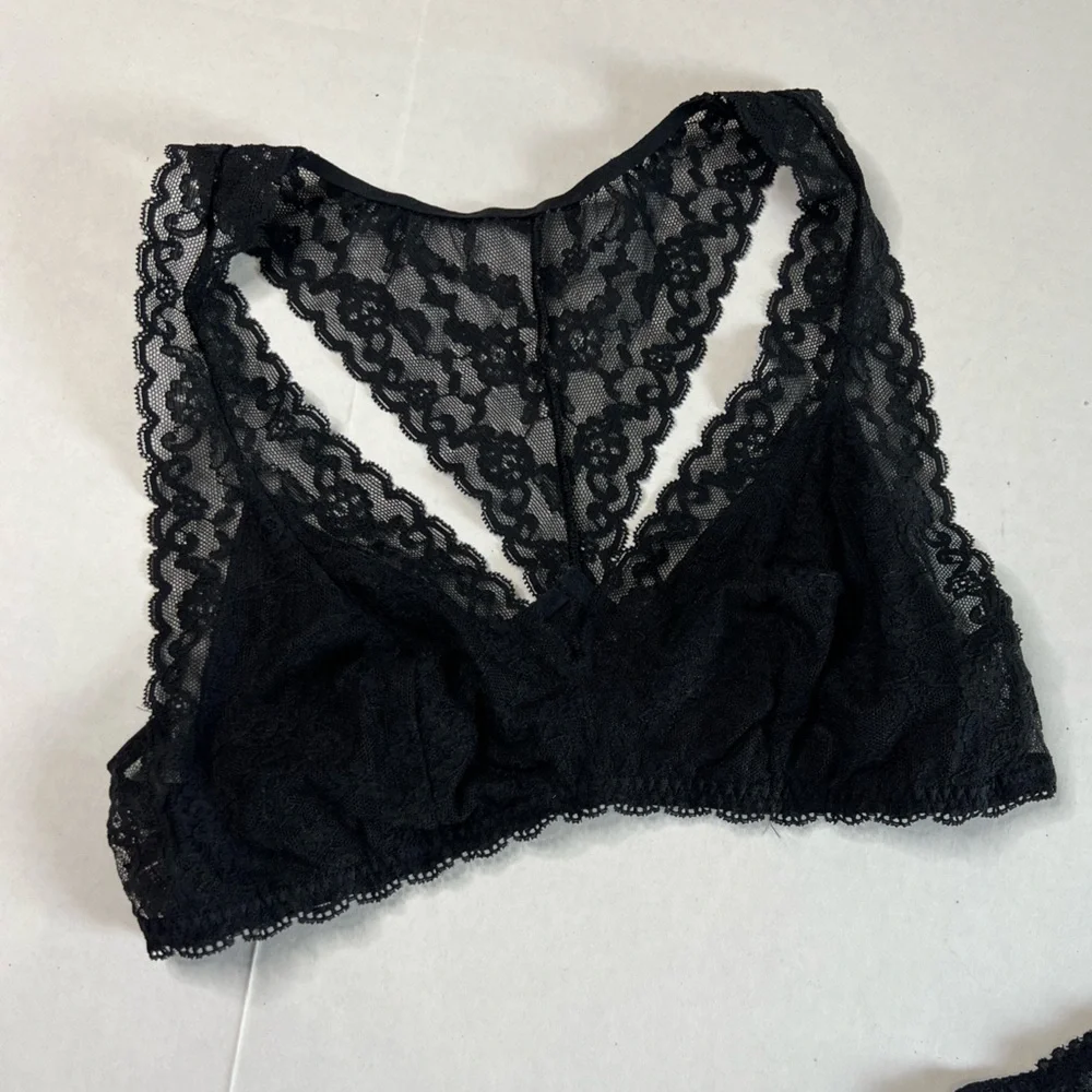 Victoria's Secret Black Lace Bralettes Racerback